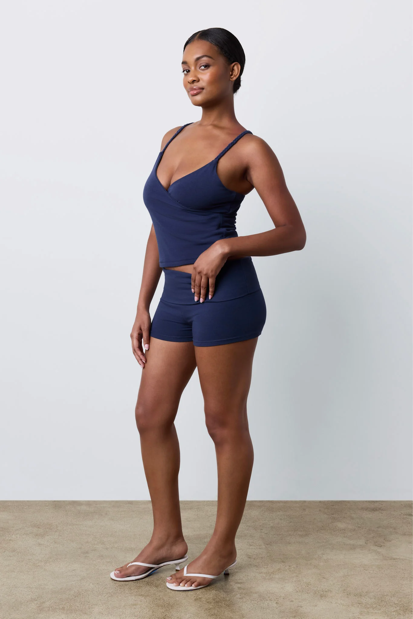 It-Girl Short Blackberry - Image 6